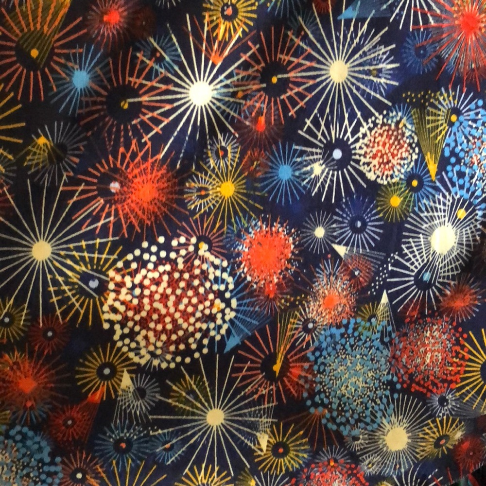 LuLaRoe Irma - Picture 3 of 4